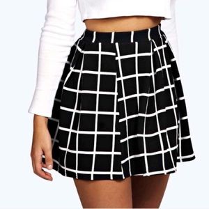 PrettyLittleThing skater skirt NWT